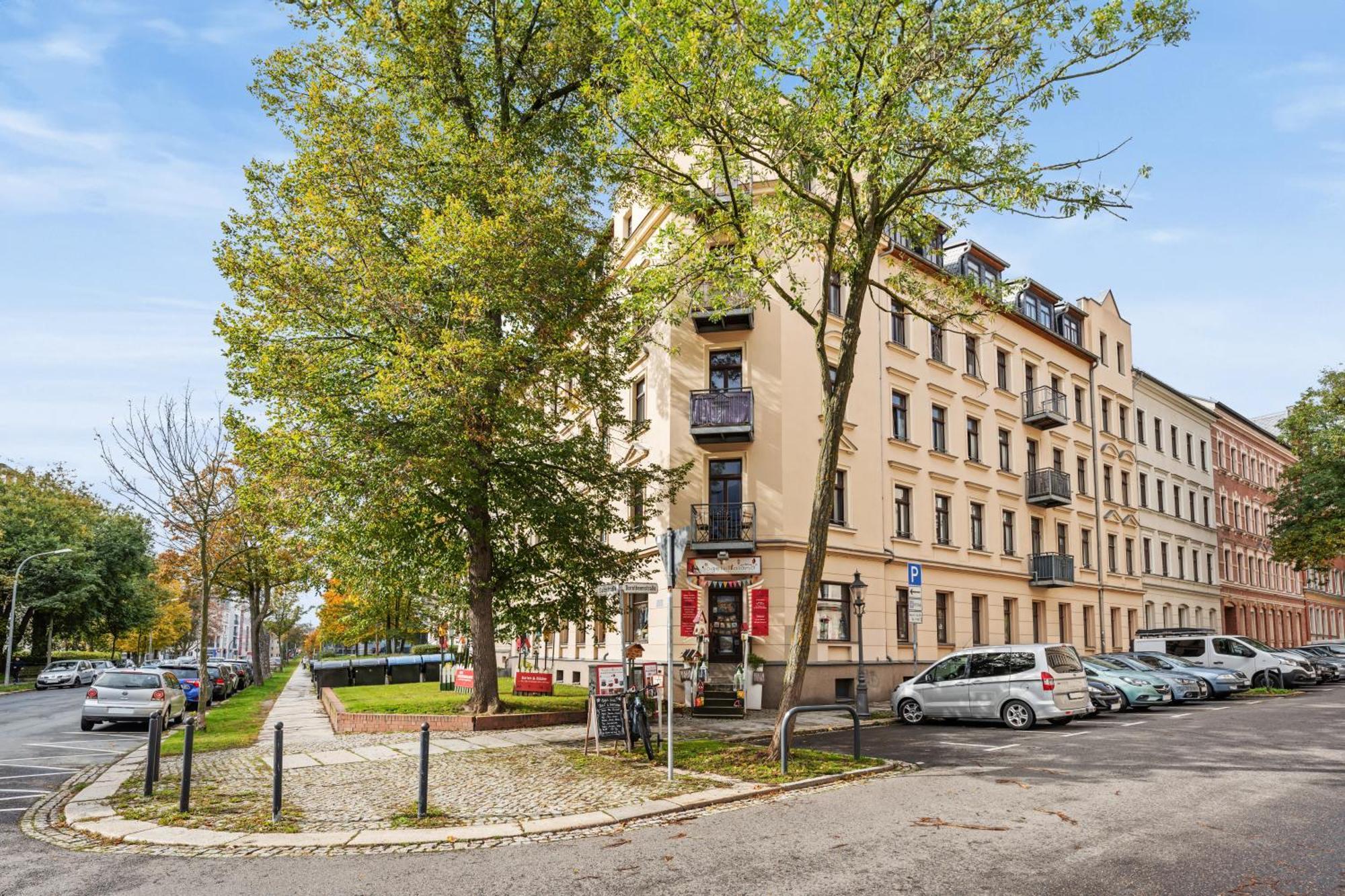 Edler Wohnraum Schlossteich-Suite 3 Sz Mit Zwei Balkonen, Kaffeevollautomat, Kamin, Klima, Lift & Zwei Parkplaetzen 켐니츠 외부 사진